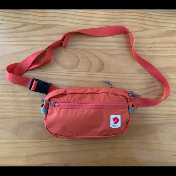 kanken high coast hip pack